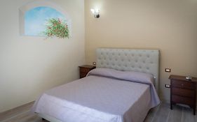 Mandevilla Home
