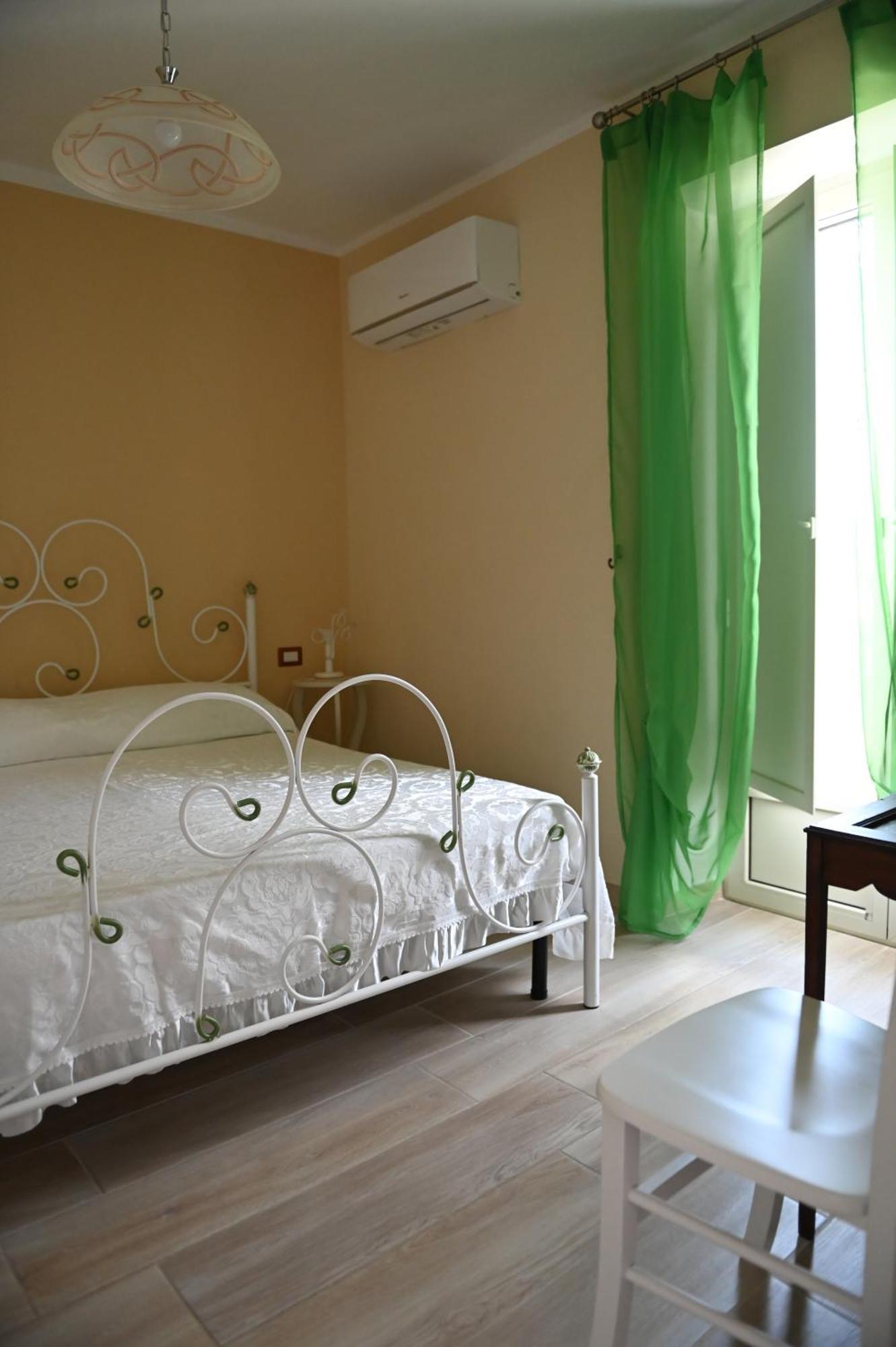 Caiazzo Mandevilla Home מראה חיצוני תמונה